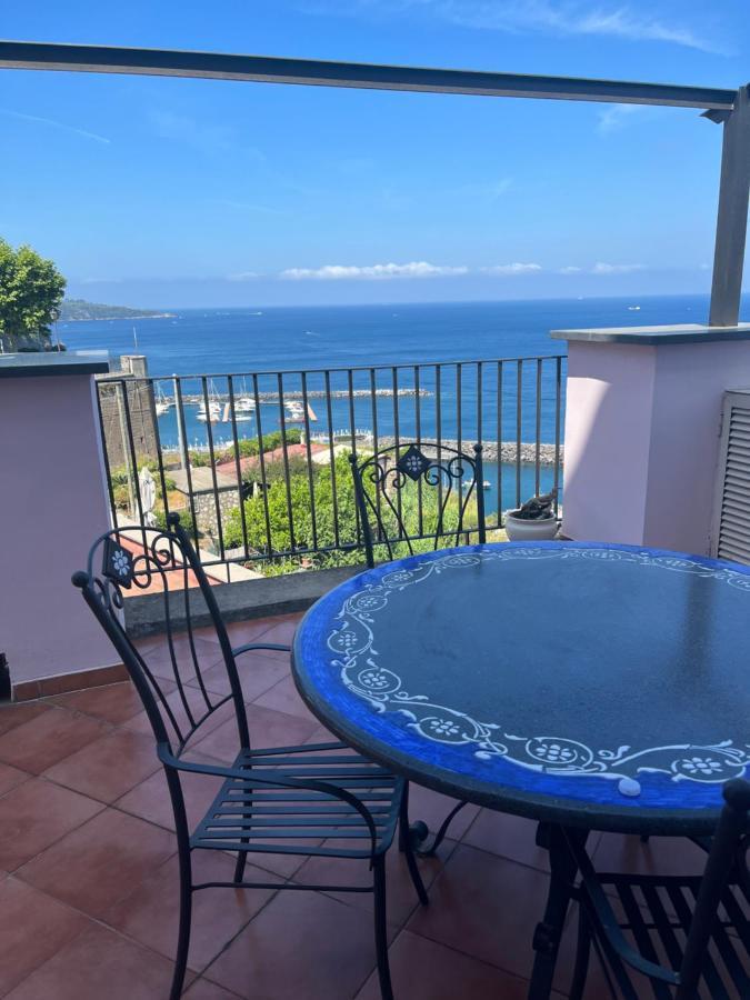 Coral Blue Apartment П'яно-ді-Сорренто Екстер'єр фото